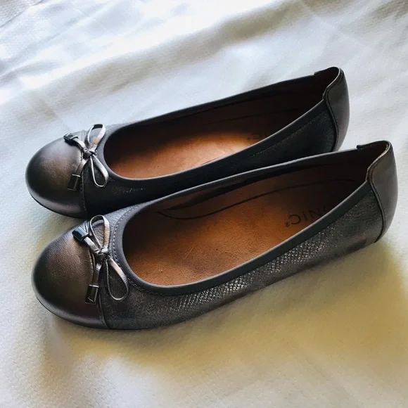Vionic Women's Minna Ballet Flat Pewter Pewter silver /gray - Picture 3 of 15